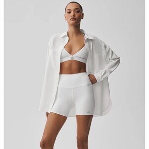 Alo White and Black Set of 2 Shirts